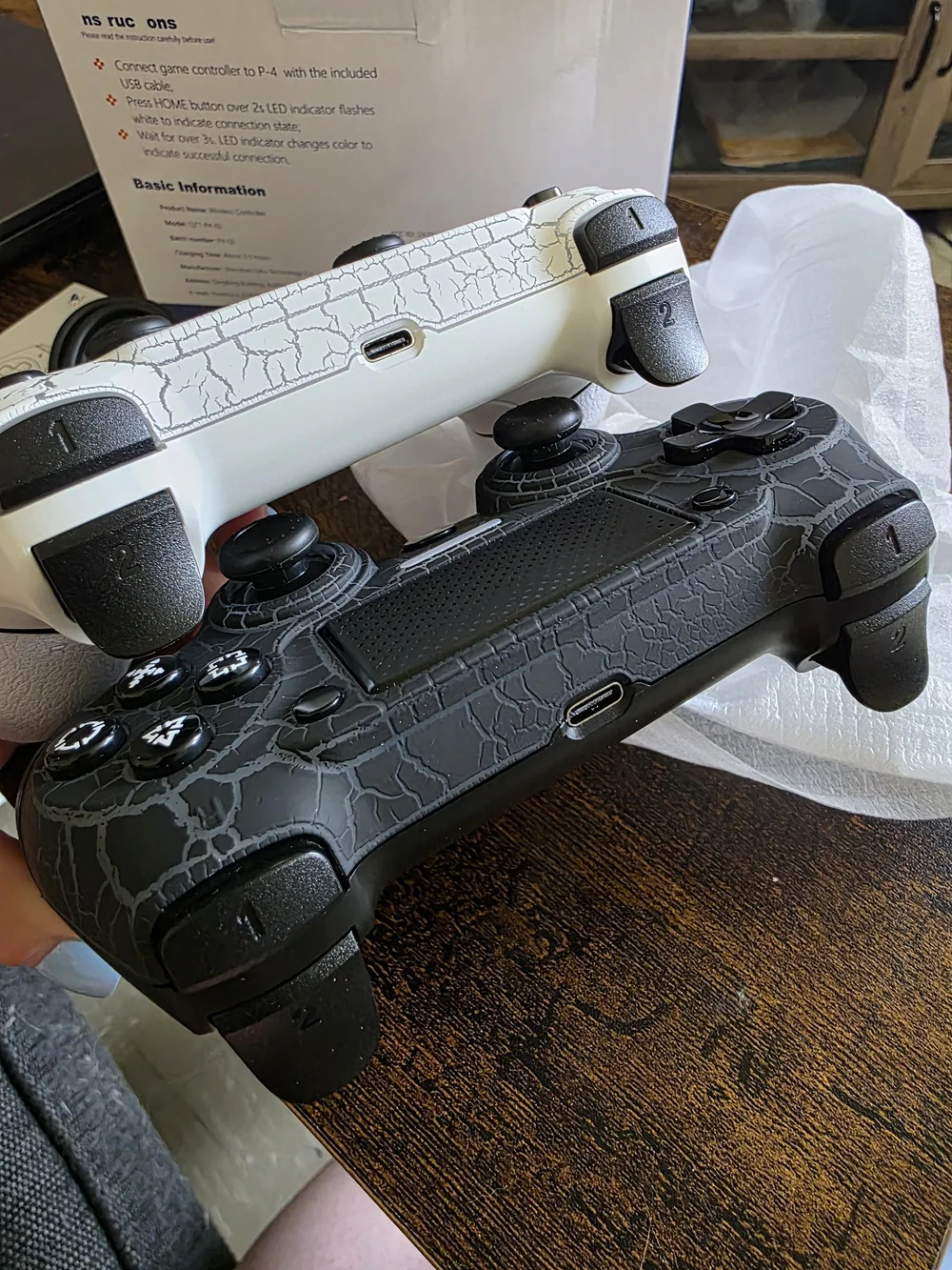 PlayStation 4 Controllers. Brand New X3